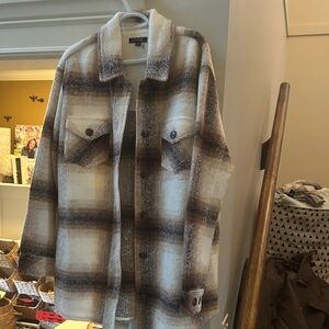 CHARLIE B Women's Plaid Utility Jacket - Brown and Cream